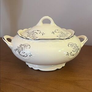 Vintage 1935 Taylor, Smith & Taylor Covered Vegetable or Soup Tureen